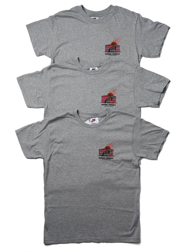 1995 NIKE "MICHAEL JORDAN RESTAURANT" TEE (YOUTH)