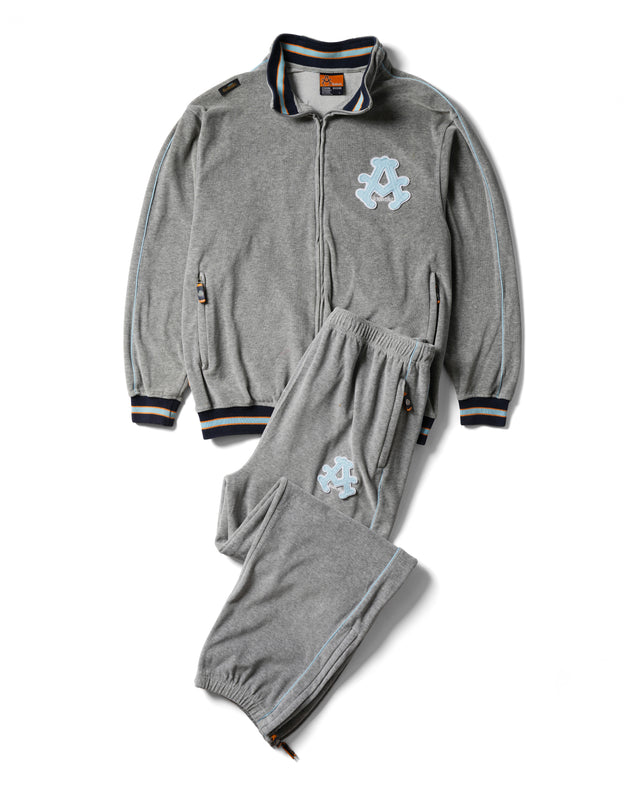 2001 Akademiks Velour Sweatsuit